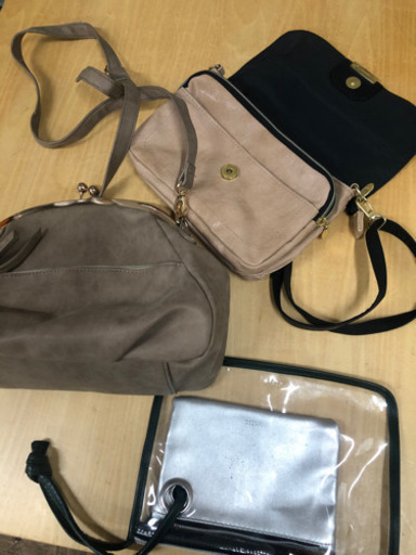 女性用ショルダーバッグ、手提げ3点
