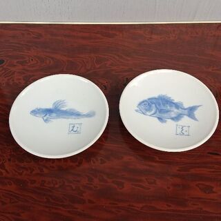 ★中古★魚柄丸皿【値下げしました】
