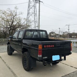 【取引中】日産ダットサントラック（ダブルキャブ）の画像