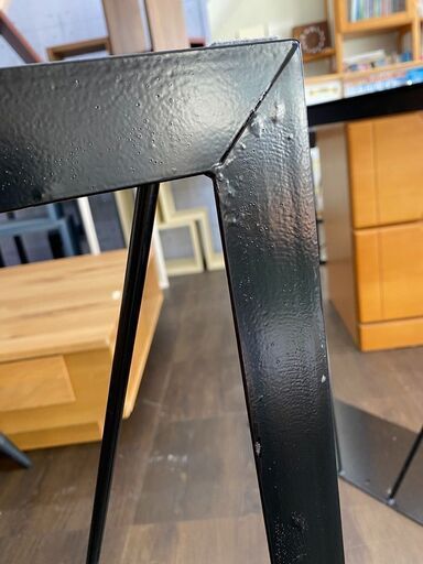 アウトレット大特価品　ロ型スチール脚　黒