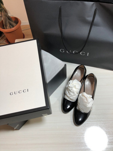 サルヴァトーレ　フェラガモ　靴24cm +GUCCIの箱