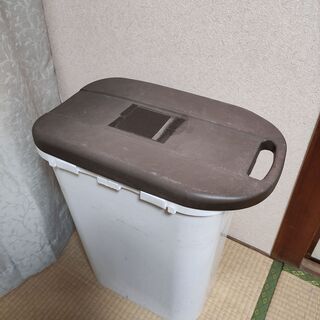 ニトリ　ゴミ箱×３