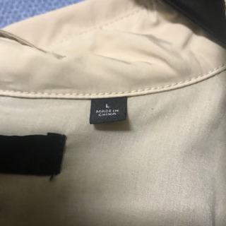 ユニクロのトレンチコートの画像