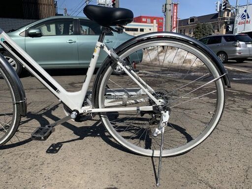 自転車 27インチ 6段変速 鍵 ライト 付き ホワイト系 シティサイクル 南12条店