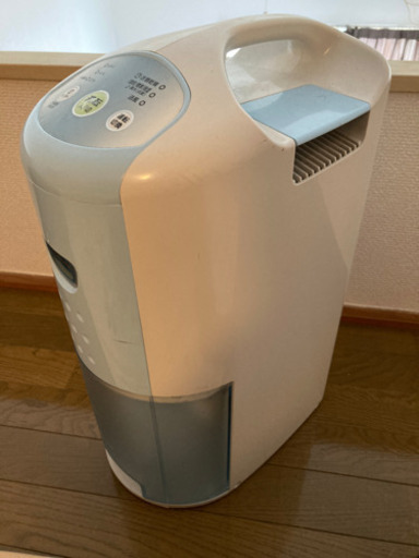 コロナ除湿機