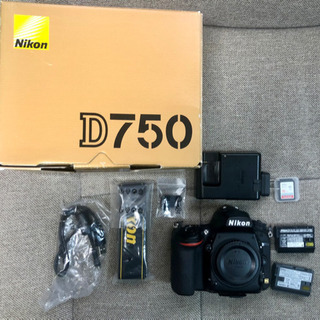 Nikon D750 ボディ 純正バッテリー2個+SDカード+付属品セニアカー