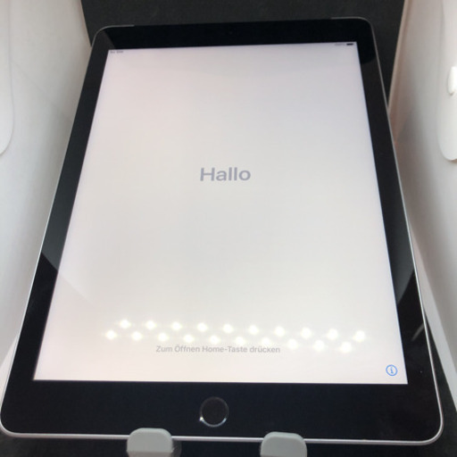 iPad 第6世代　SIMフリー　#164