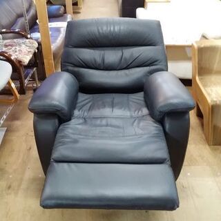 【店舗同時販売中】　ＮＩＴＯＲＩ　ニトリ　ビリーバー２　本革電動リクライニングソファー　黒　【店頭ご来店購入限定】の画像