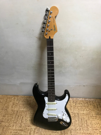 超美品 ! FENDER JAPAN ストラトキャスター エレキギター