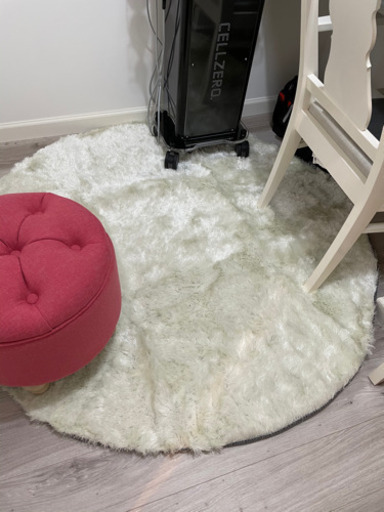 新品　ラグ　カーペット　マット　直径150㎝