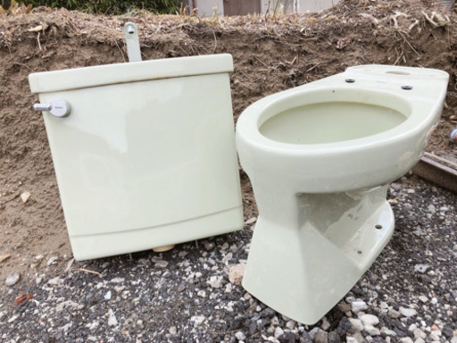 トイレ　タンク　便座　セット