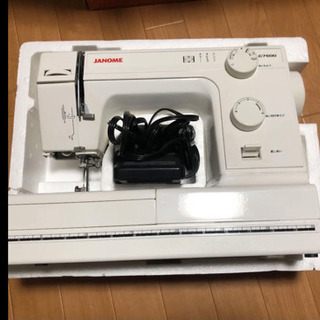 ジャノメ レザークラフト対応 パワフル 電動ミシン LC7500 レザー針 