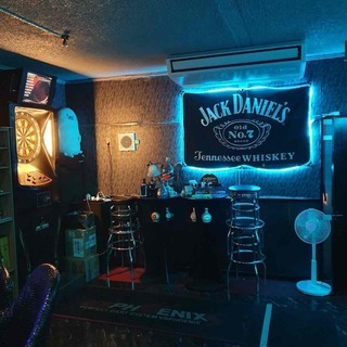 ★Bar　ガールズスタッフ募集★
