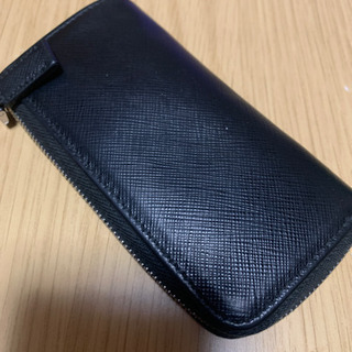 PRADAのコインケースの画像
