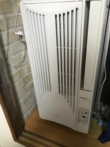 窓用エアコン　コイズミ　2019年製