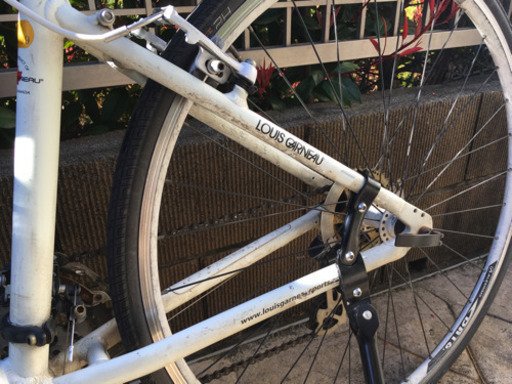 ★ルイガノ　クロスバイク　3×8speed　軽量アルミフレーム　ホワイト LOUIS GARNEAU LGS-CHASSE