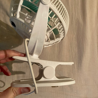 サーキュレーター (ミニ扇風機) USBの画像