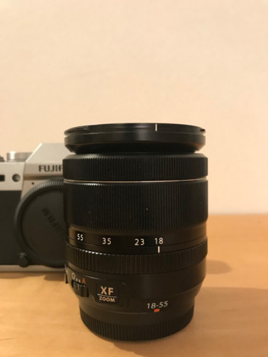 FUJIFILM(フジフイルム) X-T10 ボディ シルバー、 18-55mmのレンズ付属