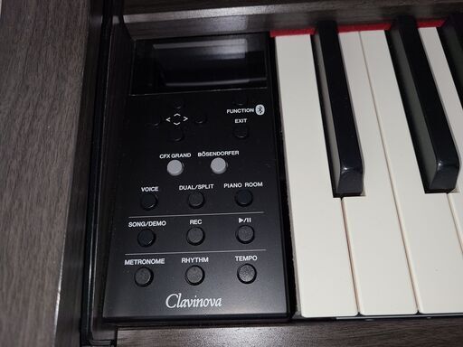 YAMAHA　Bluetooth搭載木製鍵盤　CLP-645DW　2017製