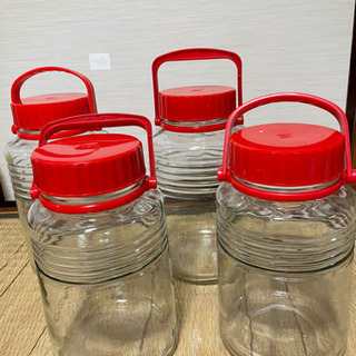 果実酒瓶の画像