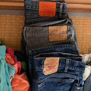 無料！大量！リーバイスデニム、アバクロTシャツ＆ポロ、ラルフシャツ　引き取りのみの画像