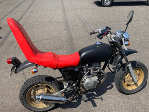 鹿児島市　エイプ50cc  純正シートもあります！
