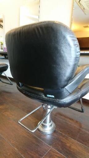 美容器具  早い者勝ち‼️（シャンプーボールとシャンプー椅子は売れました）どれでも１つ¥5,000