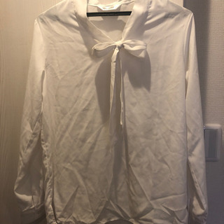 【衣服】レディースボウタイ シャツ ホワイトの画像