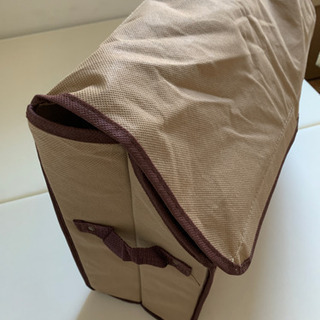 紙袋収納用ケースの画像