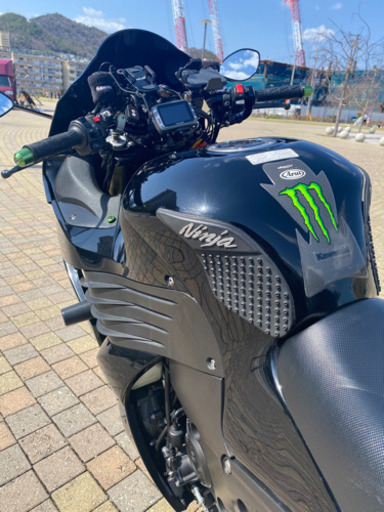大型バイク　カワサキKawasaki ZZR1400 ZX14 モンスター仕様！ガラスコーティング車　カスタム多数！