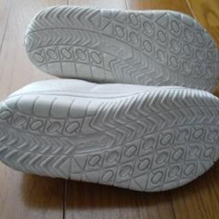 アシックス スクスク上履き☆ASICSの画像