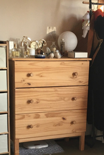 取引中　IKEA tarva パイン材チェスト