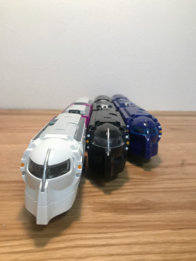 プラレール【ラピート】セット　ピーチver.(ハッピーライナー)・STAR WARS ver.・ノーマルver. Amazon.co.jp: プラレール ぼくもだいすき!たのしい列車シリーズ Peach 