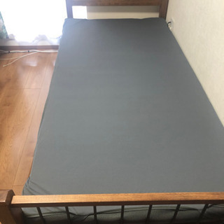シングルベッド