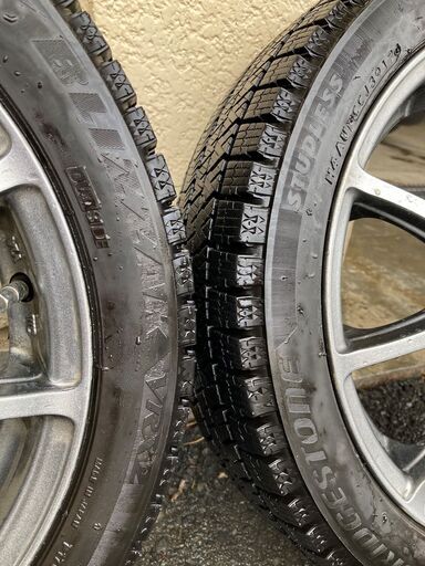 15インチ　スタッドレスタイヤ　BLIZZAK VRX2　2017年購入　165/50/R15