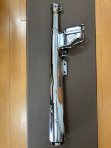 SR400 マフラー　サイレンサー