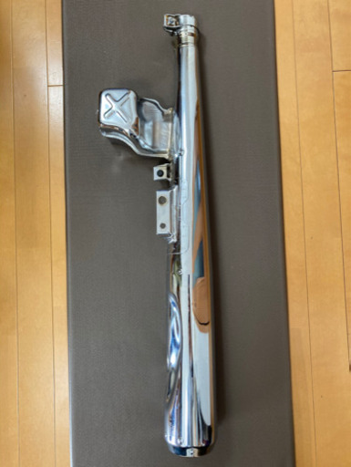 SR400 マフラー　サイレンサー
