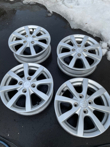 商談中　スズキワゴンR現行型　純正ホイール