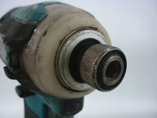☆充電式インパクトドライバ makita マキタ TD171DRGX バッテリ2個付き 18V 6Ah 充電器付き グリーン 緑 電動工具 コードレス DIY 札幌 北20条店