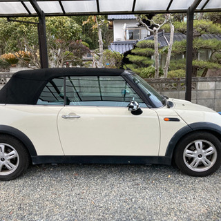 ディーラー車　ミニクーパーコンバーチブル　ワンオーナーの画像