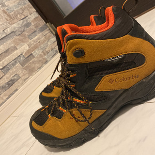 ✨超美品✨Columbia コロンビア トレッキングシューズ アウトドア靴の画像