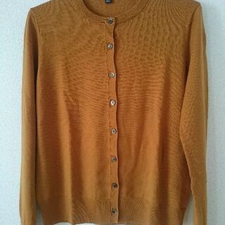 美品 ユニクロカーディガン譲ります❗