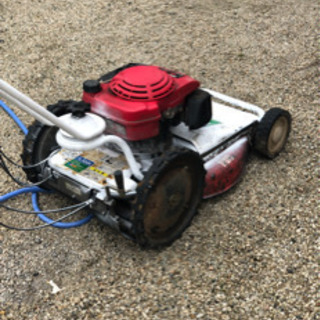 動画あり！定価78000円ホンダHONDA草刈り機、坂道も荒れた雑草もすぐに
