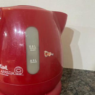 ティファール　0.8L 赤　の画像