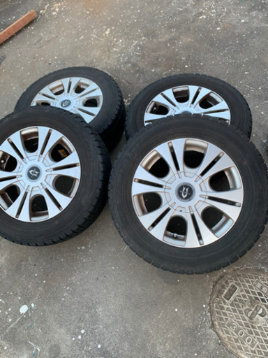 195/65R15 スタッドレスタイヤ 4本ホイール付