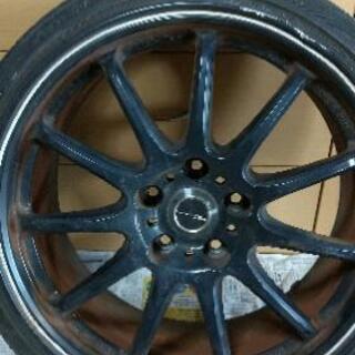 4本の内2本の溝はあり残り2本は少ないです。サイズは写メに載せて...