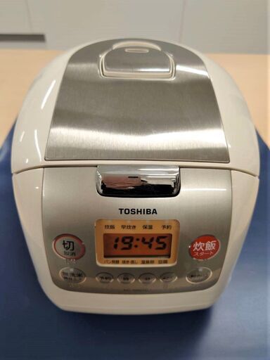 ※現在取引中※　☆中古品(使用頻度極少)☆～東芝マイコン炊飯器 RC-10MSD　5.5合炊き　ライトベージュ ～