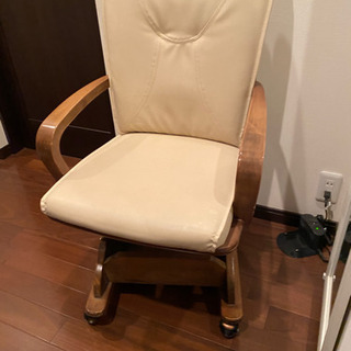 チェアー譲ります