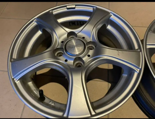 VIOLENT アルミホイール　4本 軽自動車用。