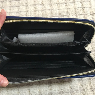 新品‼️ロゴ 長財布 「MARVEL」 長財布　ネイビー✖️ホワイトの画像